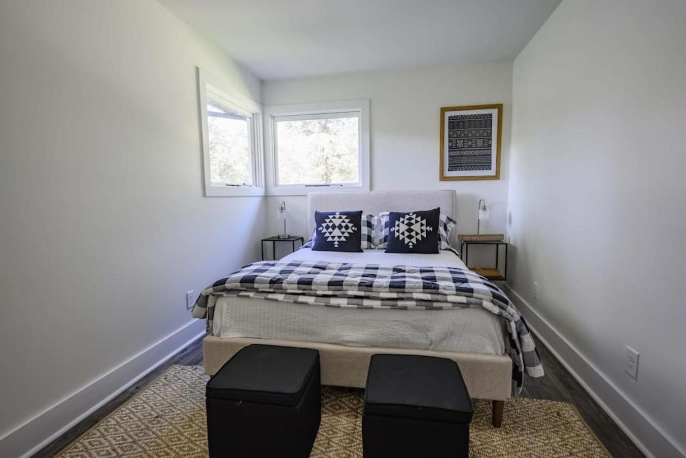 Gorgeous Renovated Home With Large & Private Lot Winchester Bagian luar foto