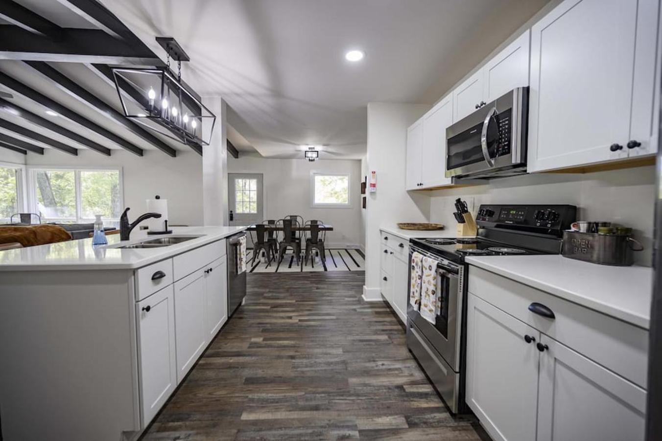 Gorgeous Renovated Home With Large & Private Lot Winchester Bagian luar foto