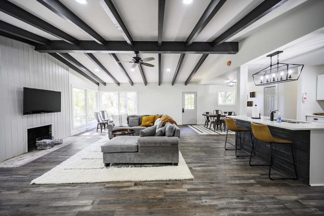 Gorgeous Renovated Home With Large & Private Lot Winchester Bagian luar foto