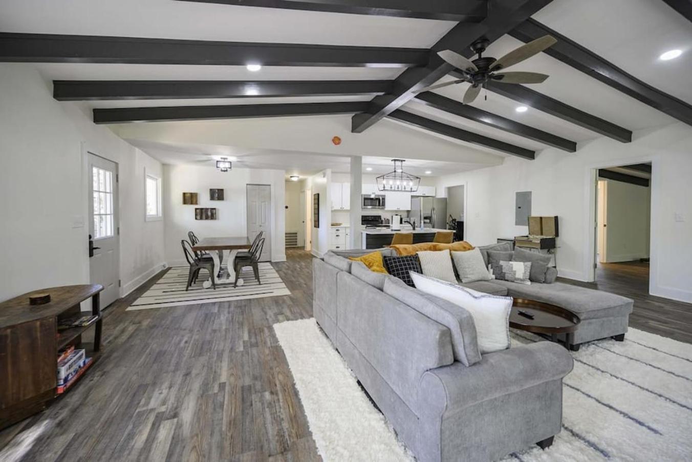 Gorgeous Renovated Home With Large & Private Lot Winchester Bagian luar foto